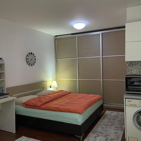 Sky Center Apartment Tirana Exterior photo